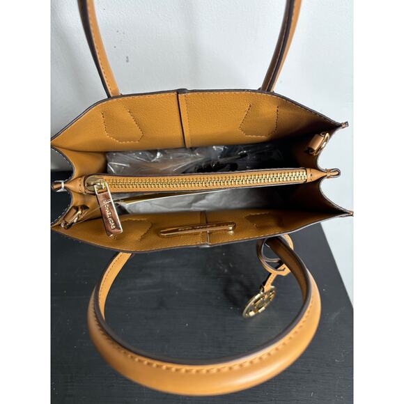 Michael Michael Kors NWT Mercer Medium Two-Tone Logo Crossbody Bag In Deer Multi - Picture 7 of 9